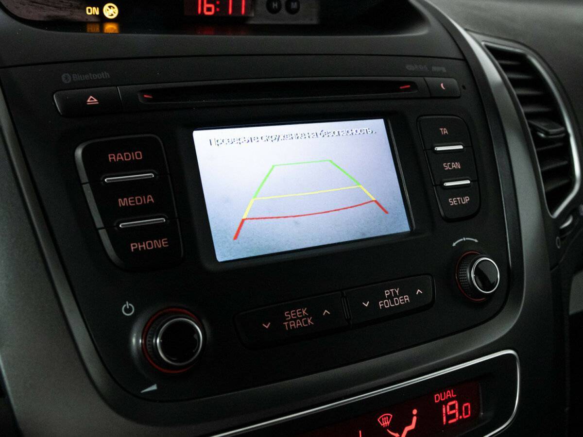 Kia Sorento с пробегом — 2019 год. Фото: #13