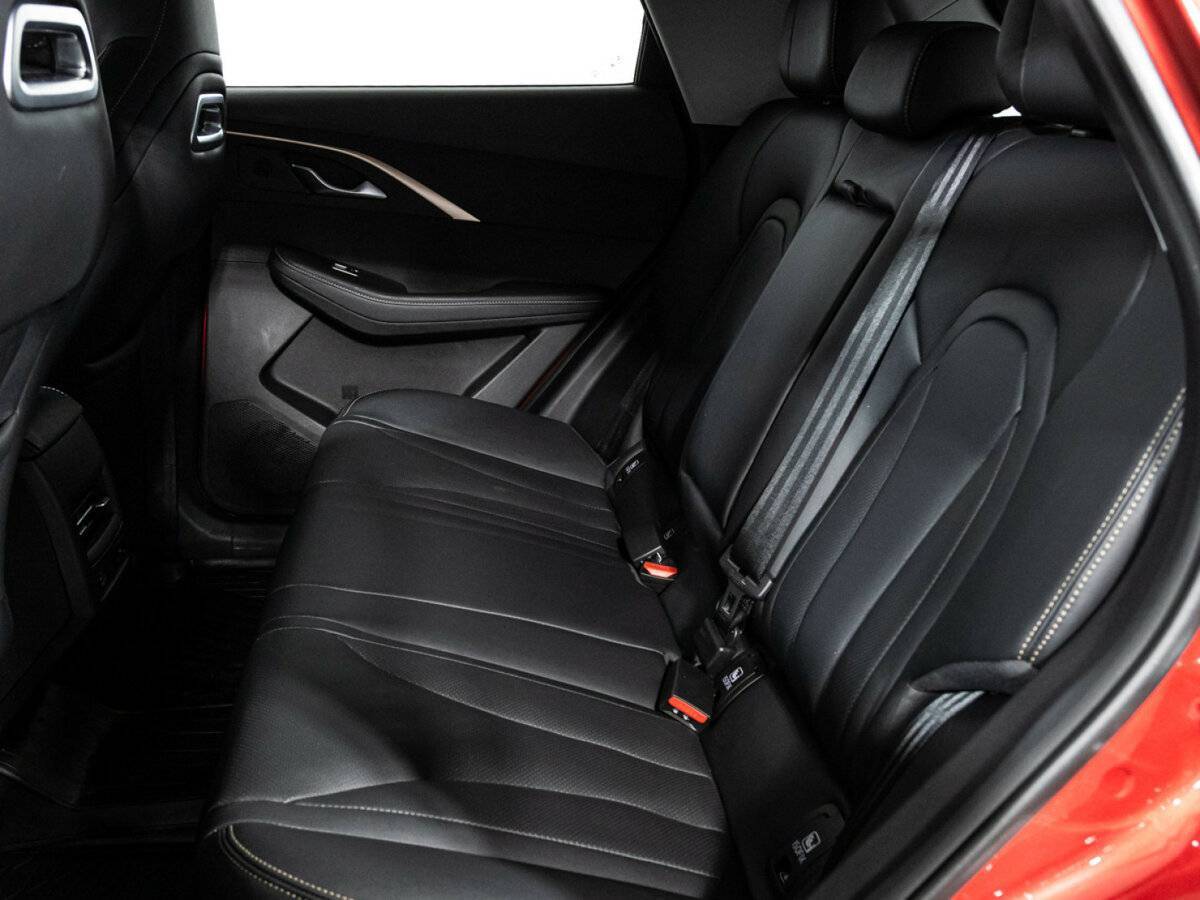 OMODA C5 с пробегом — 2023 год. Фото: #9