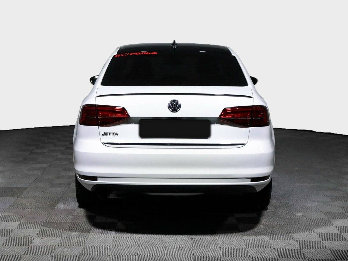 Volkswagen Jetta с пробегом — 2018 год. Фото: #5