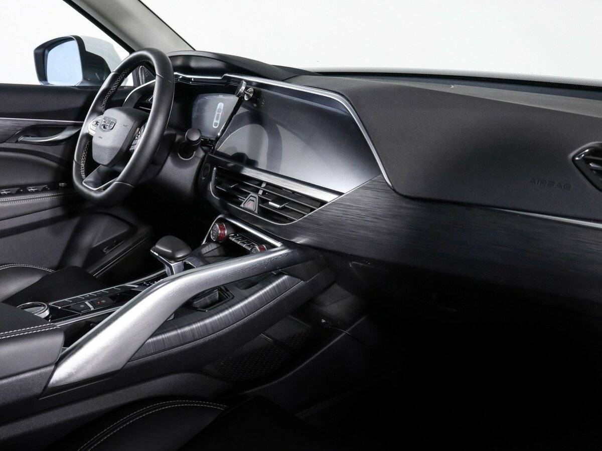 Geely Tugella с пробегом — 2022 год. Фото: #8