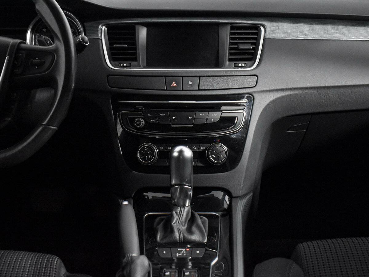 Peugeot 508 с пробегом — 2016 год. Фото: #10