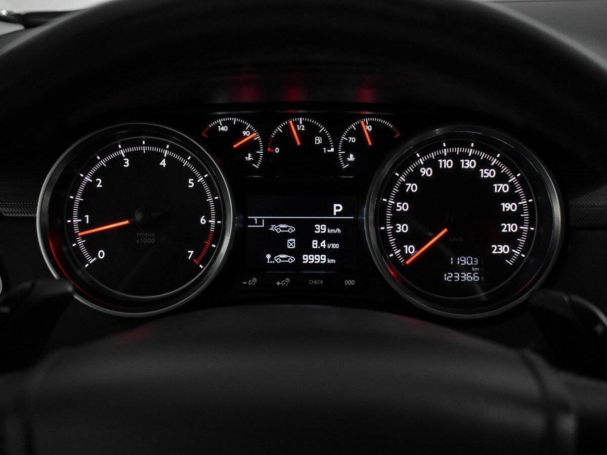 Peugeot 508 с пробегом — 2016 год. Фото: #15