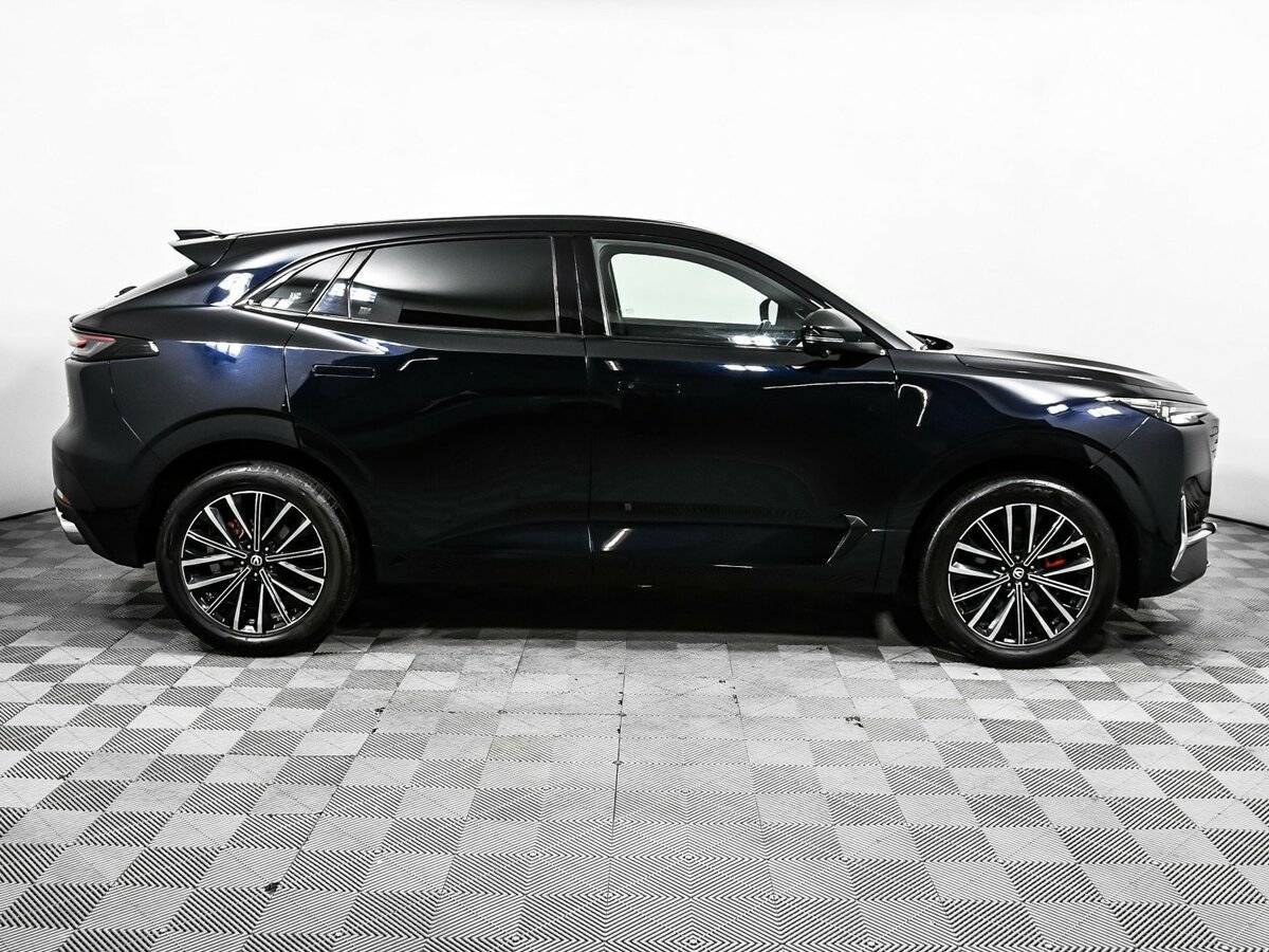 Changan UNI-K с пробегом — 2023 год. Фото: #3