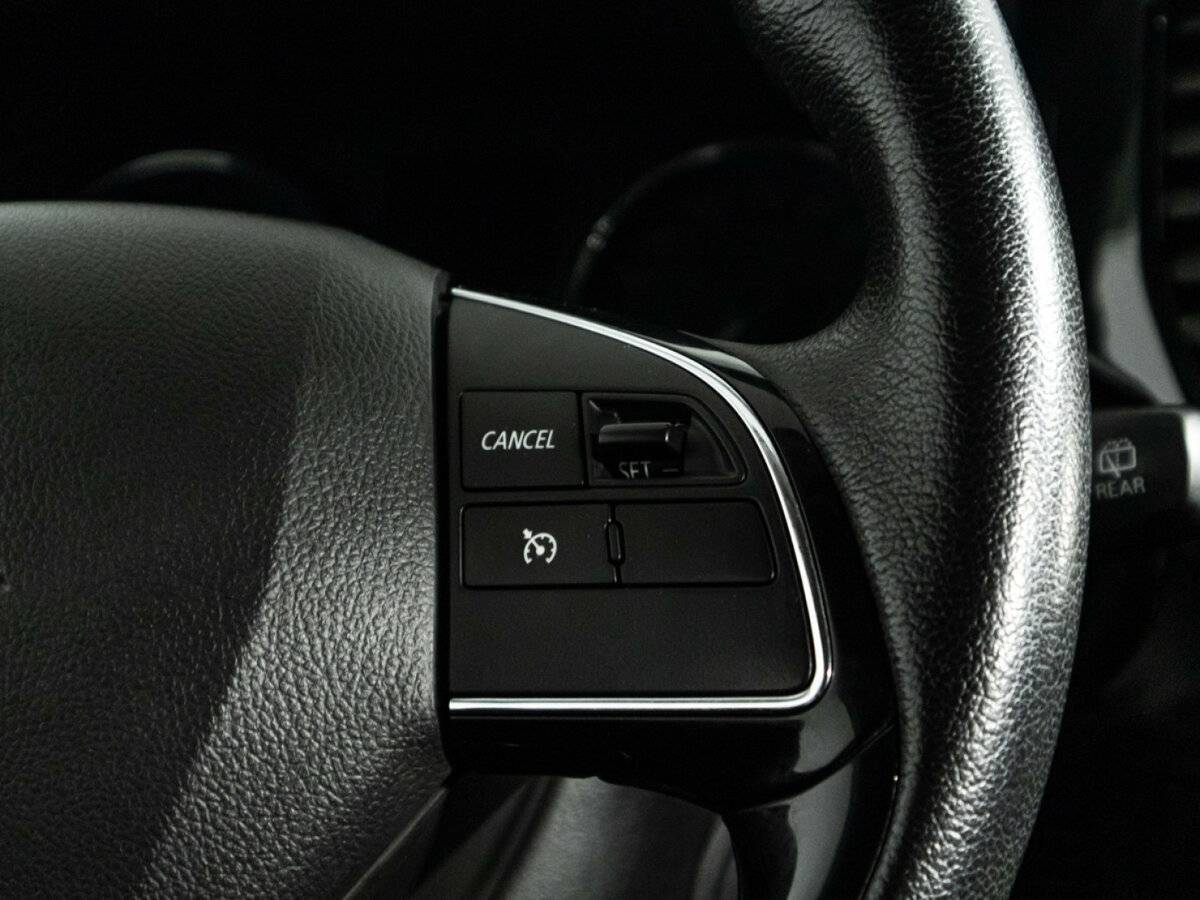 Mitsubishi Outlander с пробегом — 2018 год. Фото: #19