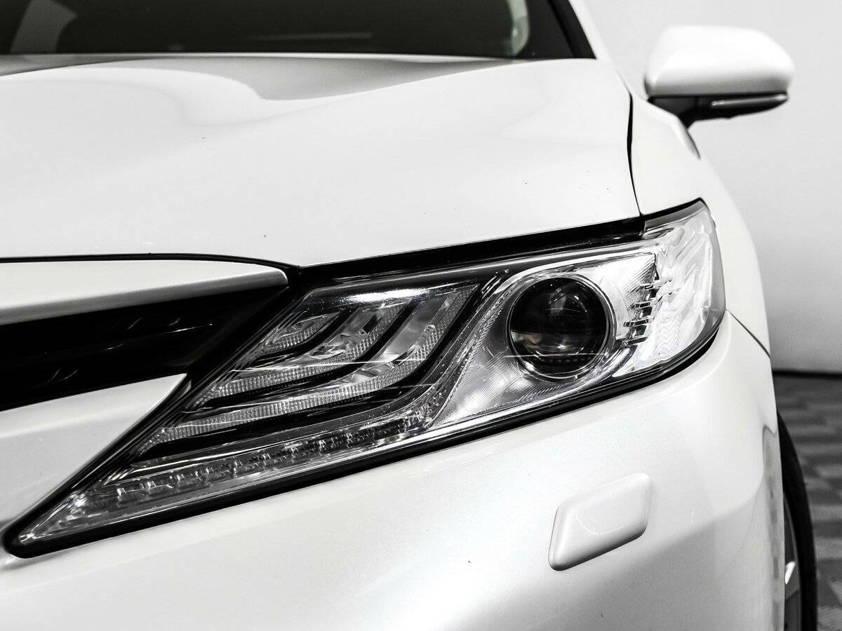 Toyota Camry с пробегом — 2019 год. Фото: #13