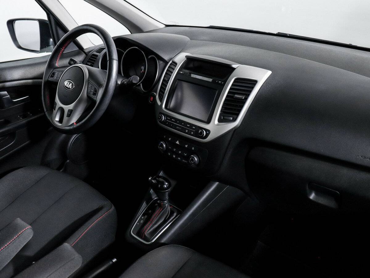 Kia Venga с пробегом — 2016 год. Фото: #4