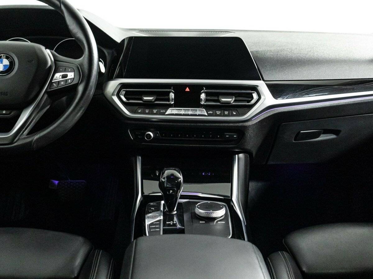 BMW 3 серии с пробегом — 2019 год. Фото: #13