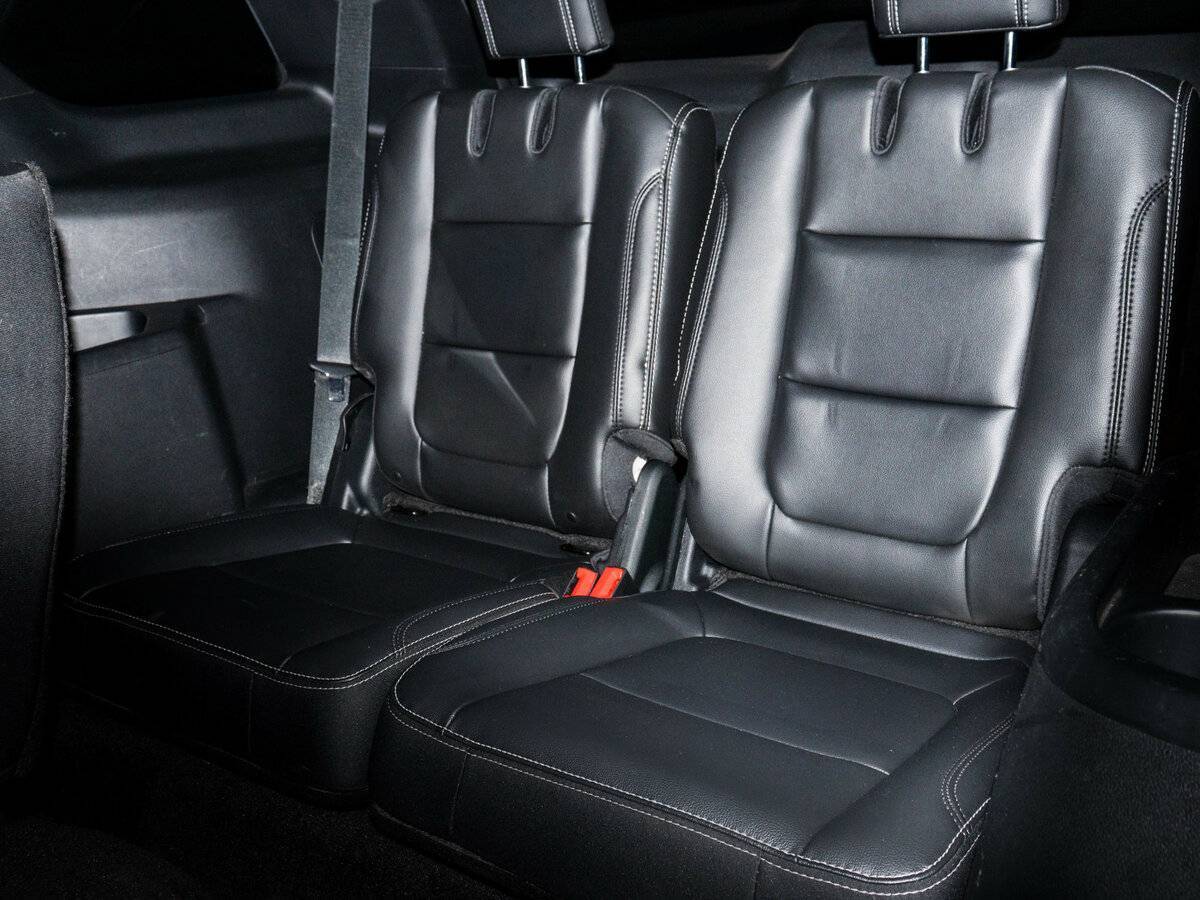 Ford Explorer с пробегом — 2017 год. Фото: #17