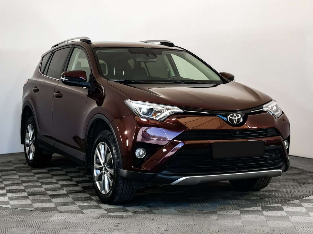 Toyota RAV4 с пробегом — 2019 год. Фото: #2