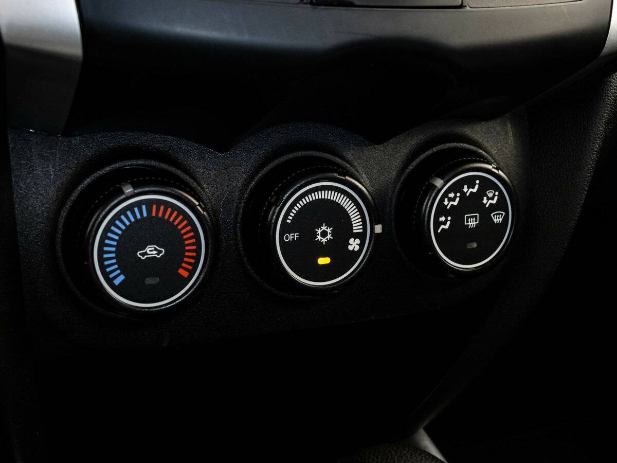 Mitsubishi ASX с пробегом — 2012 год. Фото: #10