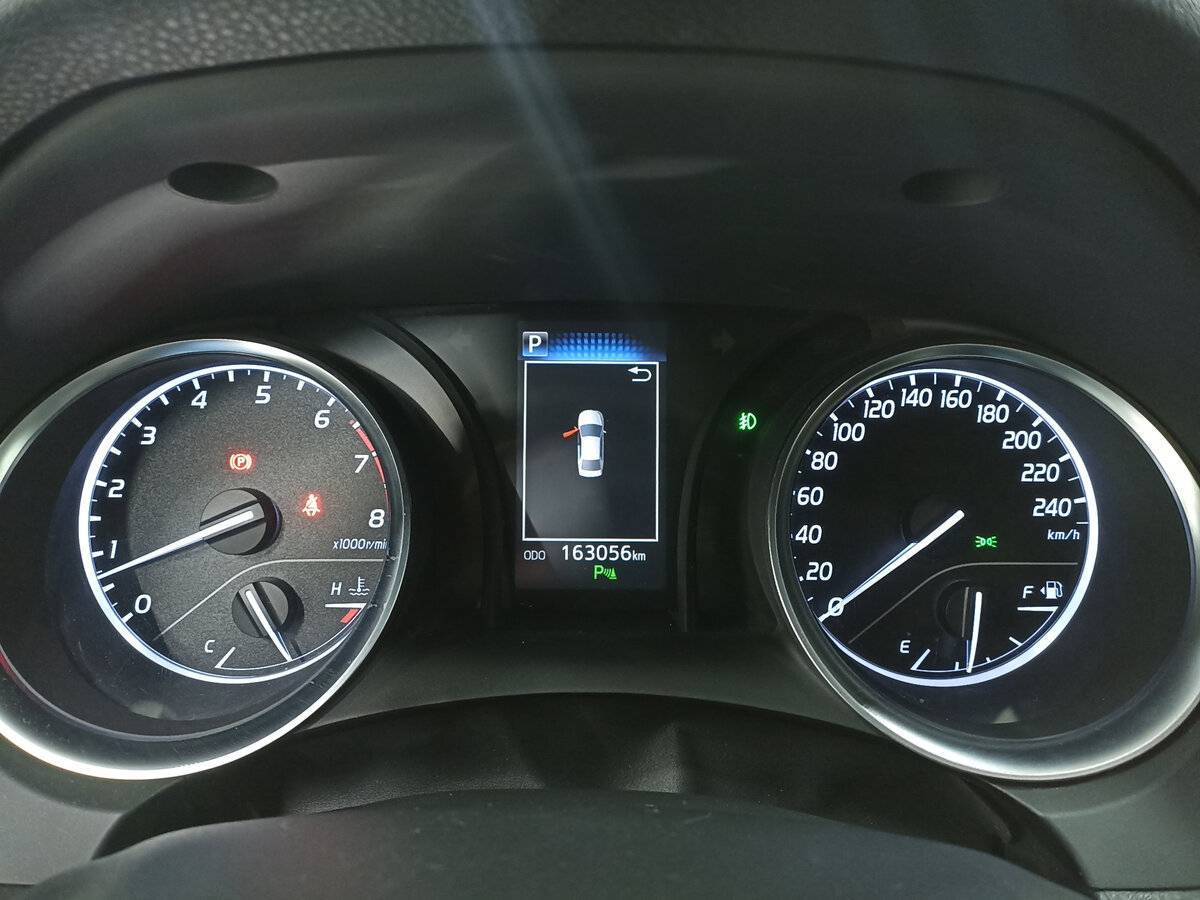 Toyota Camry с пробегом — 2019 год. Фото: #12