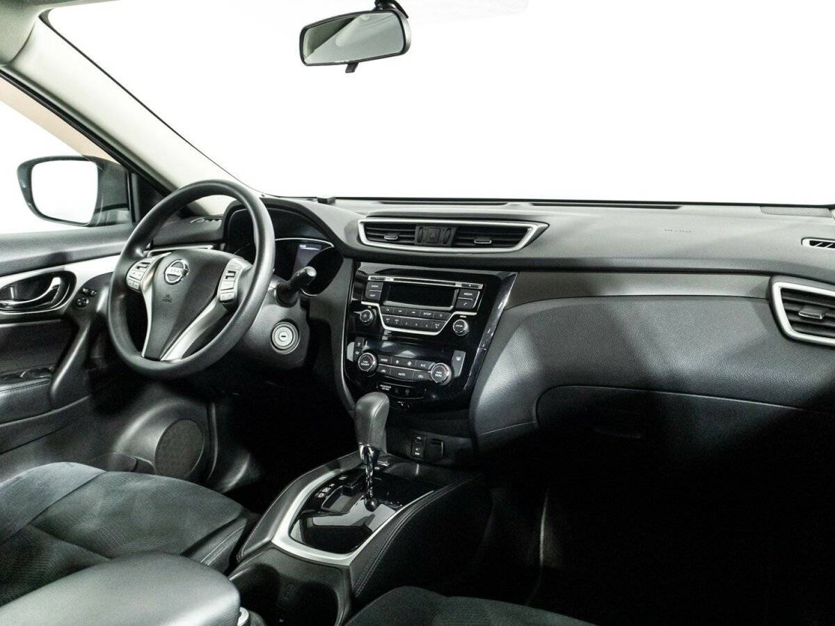 Nissan X-Trail с пробегом — 2015 год. Фото: #8