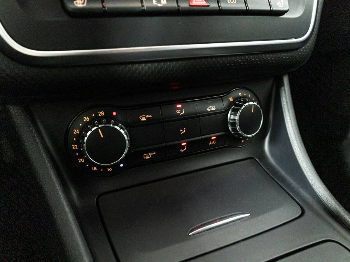 Mercedes-Benz A-Класс с пробегом — 2013 год. Фото: #16