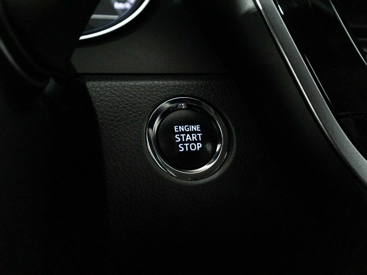 Toyota Camry с пробегом — 2021 год. Фото: #15