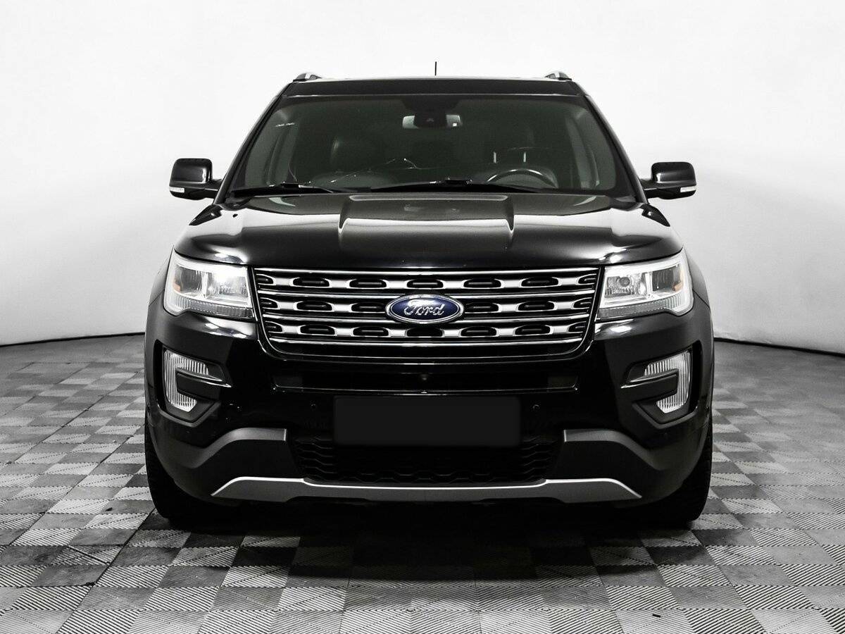Ford Explorer с пробегом — 2017 год. Фото: #1