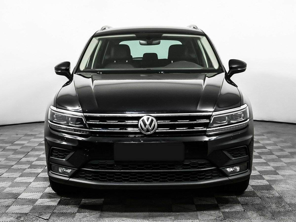 Volkswagen Tiguan с пробегом — 2018 год. Фото: #1