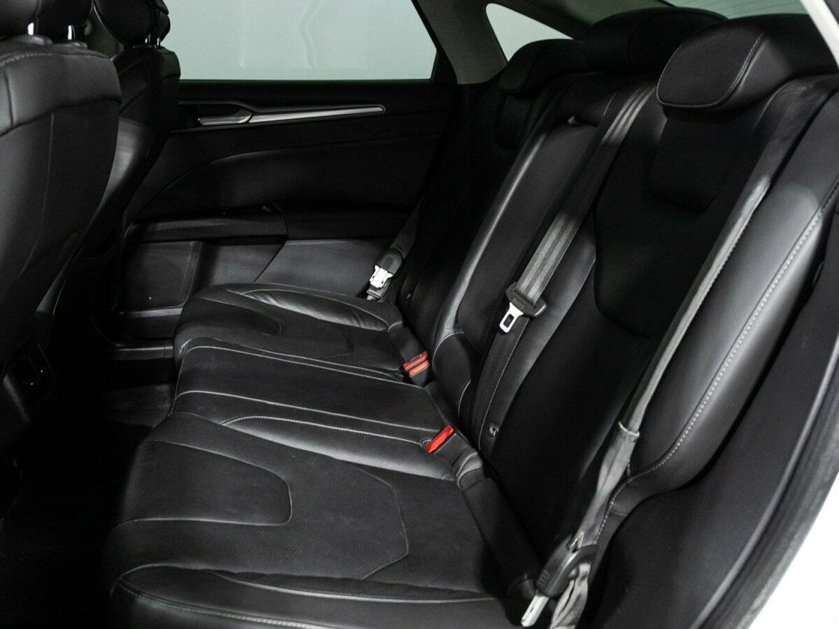 Ford Mondeo с пробегом — 2015 год. Фото: #7