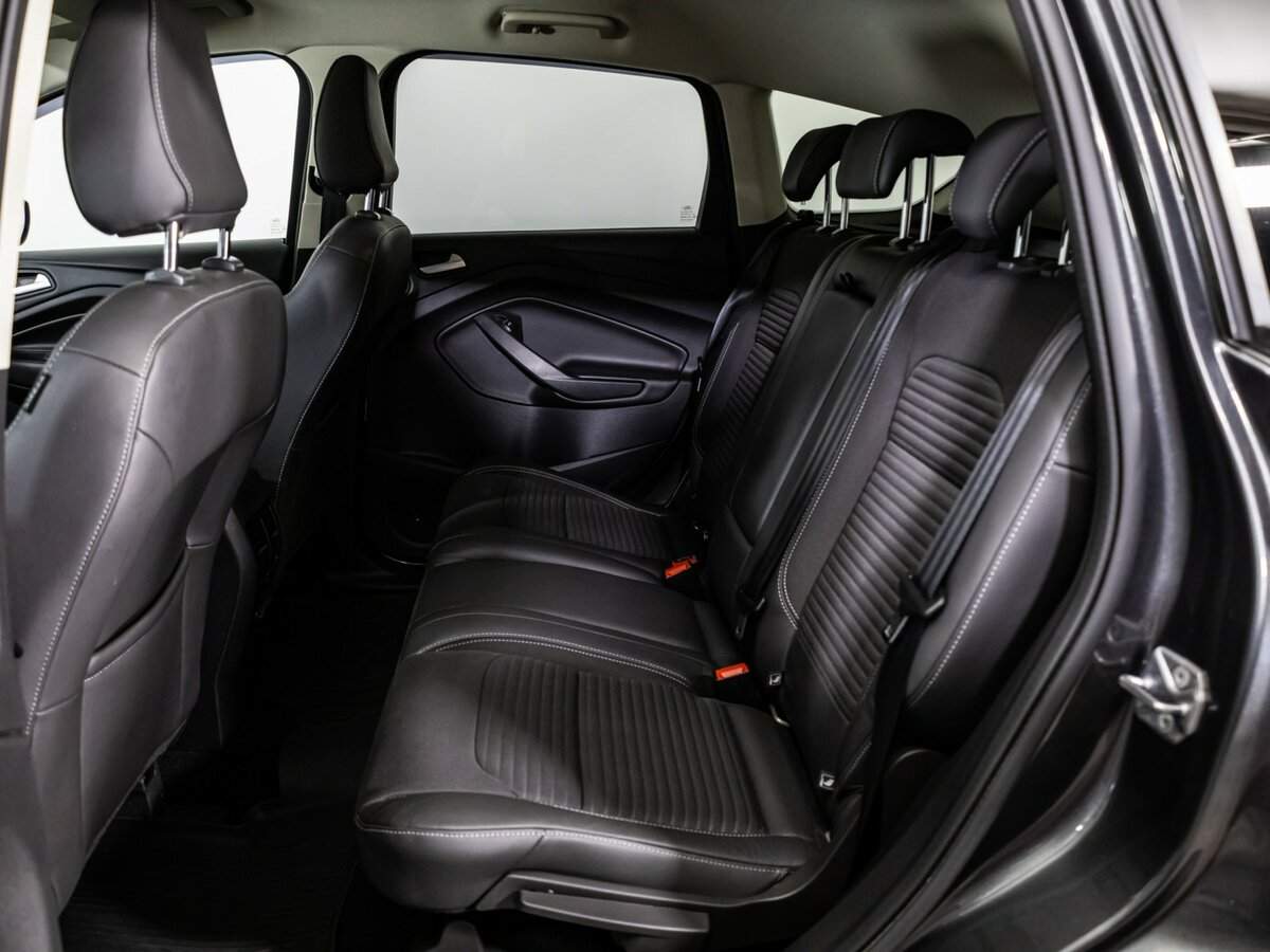 Ford Kuga с пробегом — 2018 год. Фото: #9