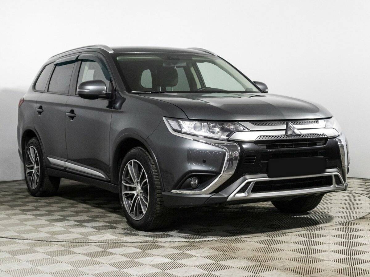 Mitsubishi Outlander с пробегом — 2019 год. Фото: #2