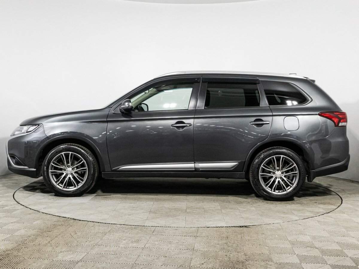 Mitsubishi Outlander с пробегом — 2019 год. Фото: #7