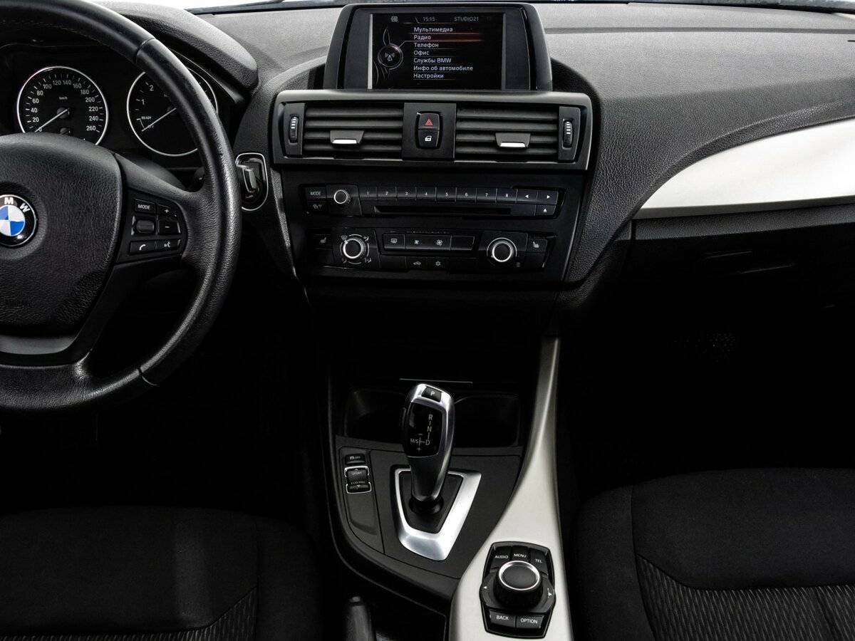 BMW 1 серии с пробегом — 2012 год. Фото: #12