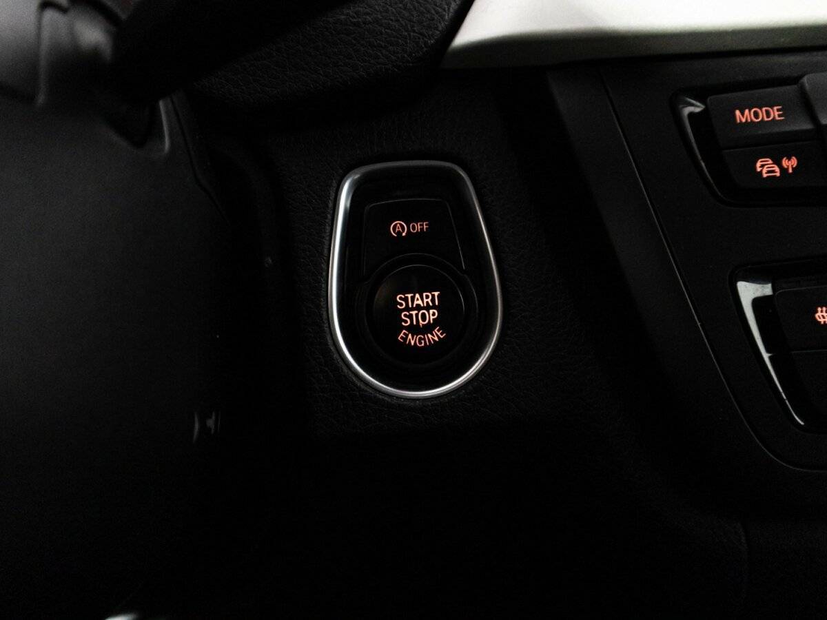 BMW 3 серии с пробегом — 2012 год. Фото: #18