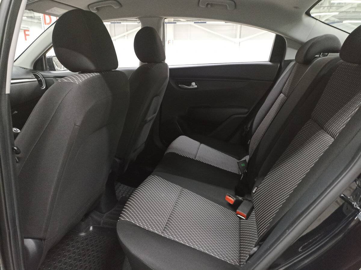 Kia Rio с пробегом — 2019 год. Фото: #11