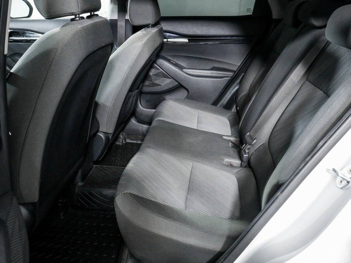 Kia Seltos с пробегом — 2021 год. Фото: #9