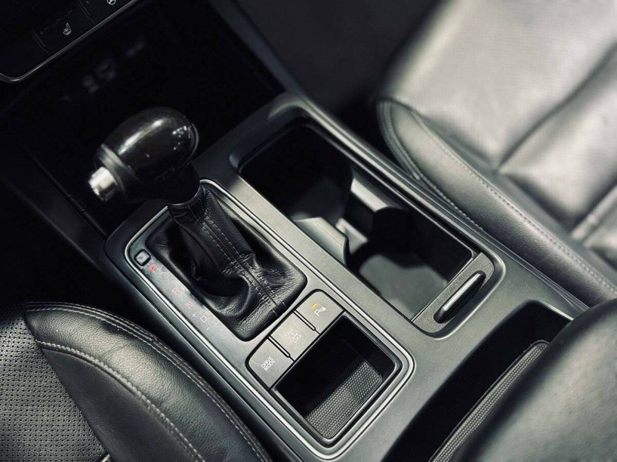 Kia Sorento с пробегом — 2015 год. Фото: #9