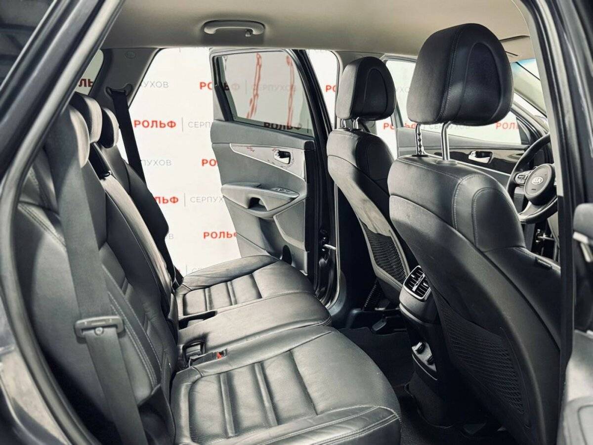 Kia Sorento с пробегом — 2015 год. Фото: #15