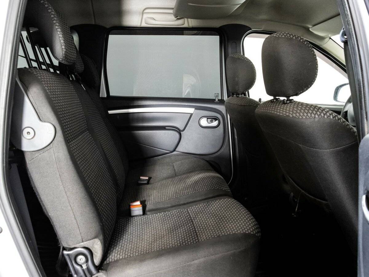 Lada (ВАЗ) Largus с пробегом — 2014 год. Фото: #9