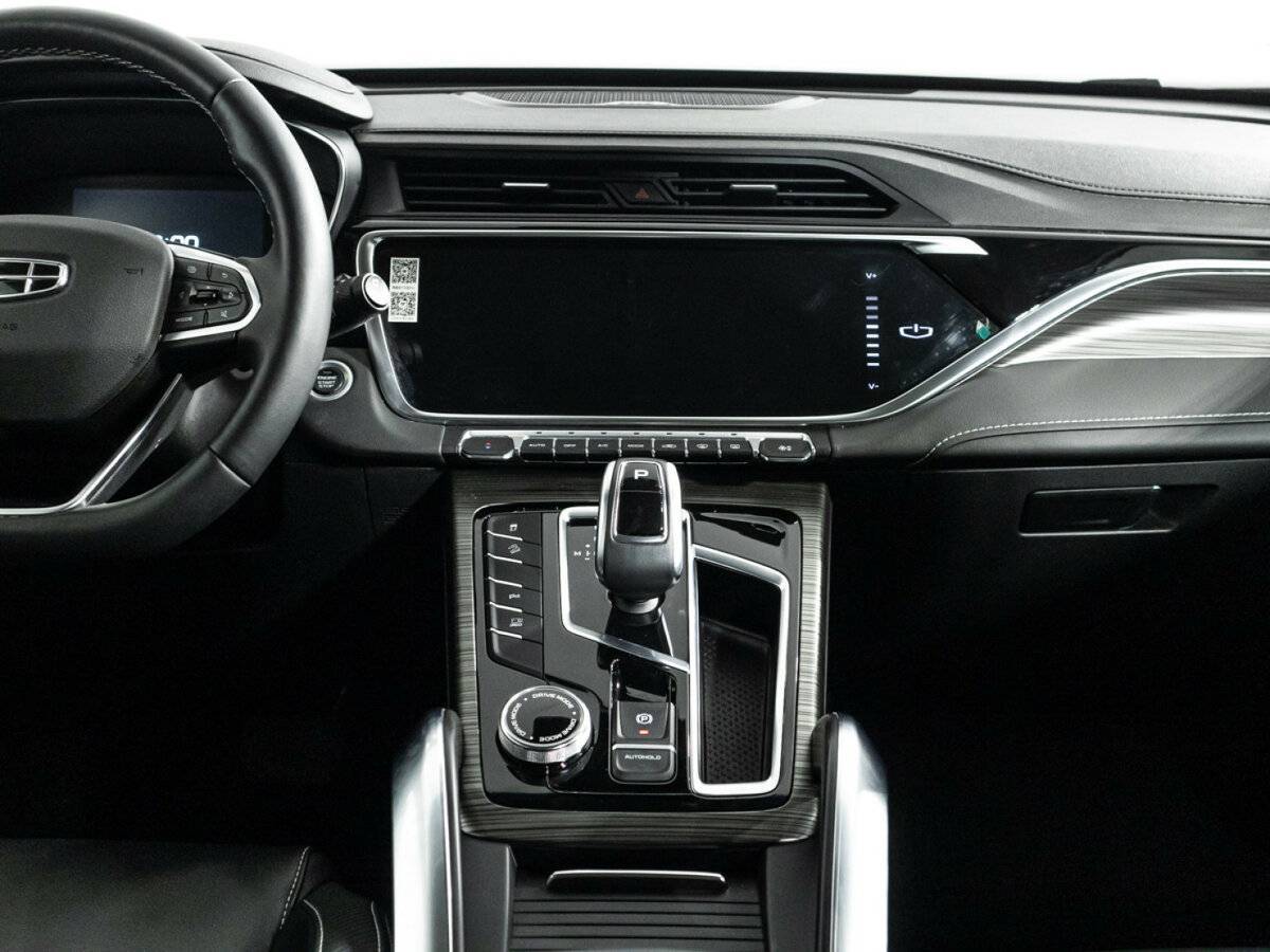 Geely Atlas Pro с пробегом — 2024 год. Фото: #13