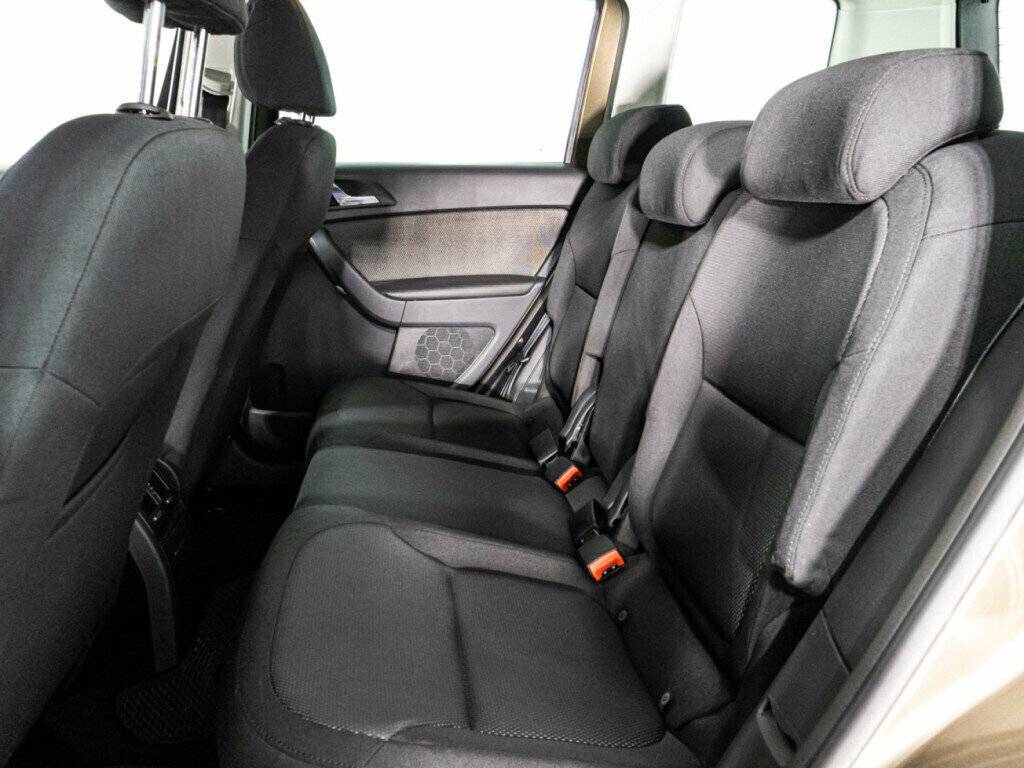 Skoda Yeti с пробегом — 2013 год. Фото: #9