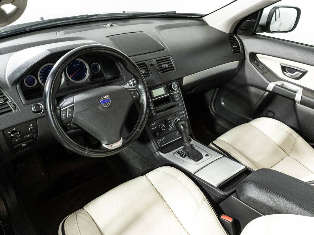 Volvo XC90 с пробегом — 2013 год. Фото: #10