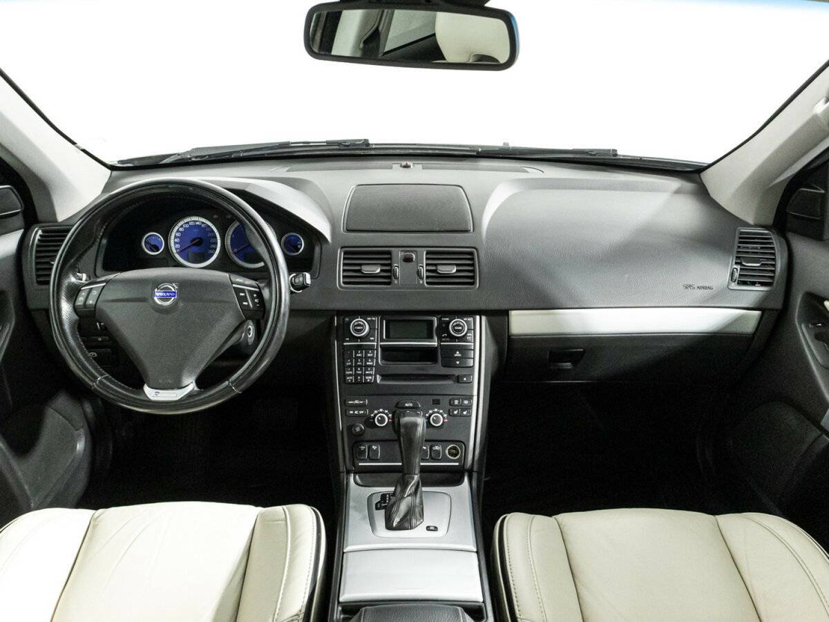 Volvo XC90 с пробегом — 2013 год. Фото: #12