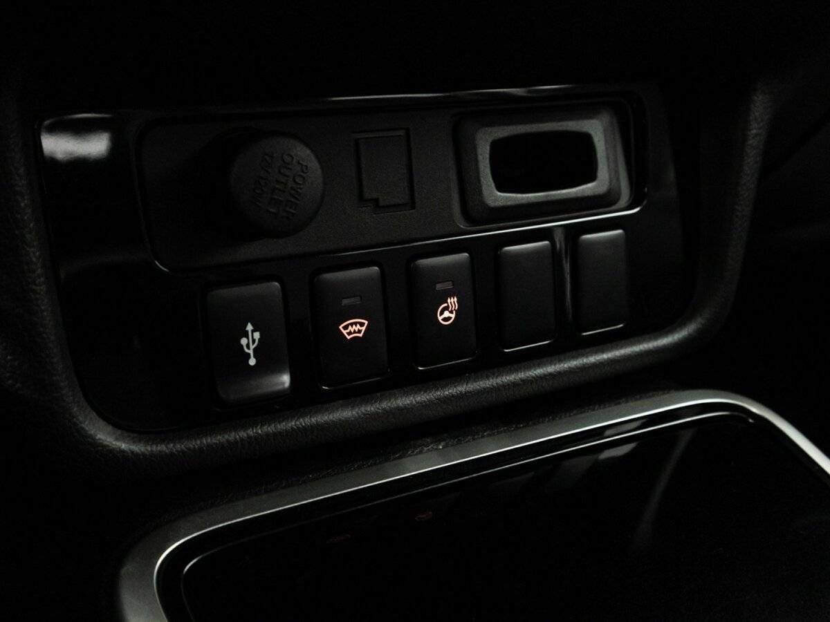 Mitsubishi Outlander с пробегом — 2018 год. Фото: #16