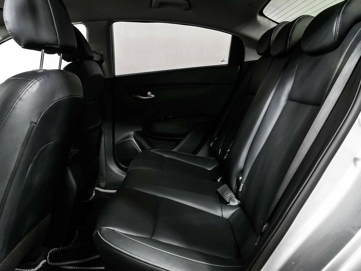 Kia Rio с пробегом — 2021 год. Фото: #12