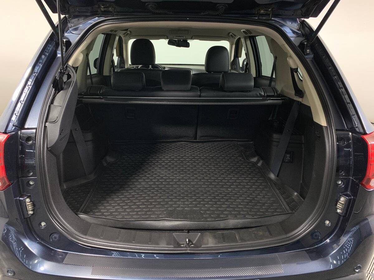 Mitsubishi Outlander с пробегом — 2020 год. Фото: #18