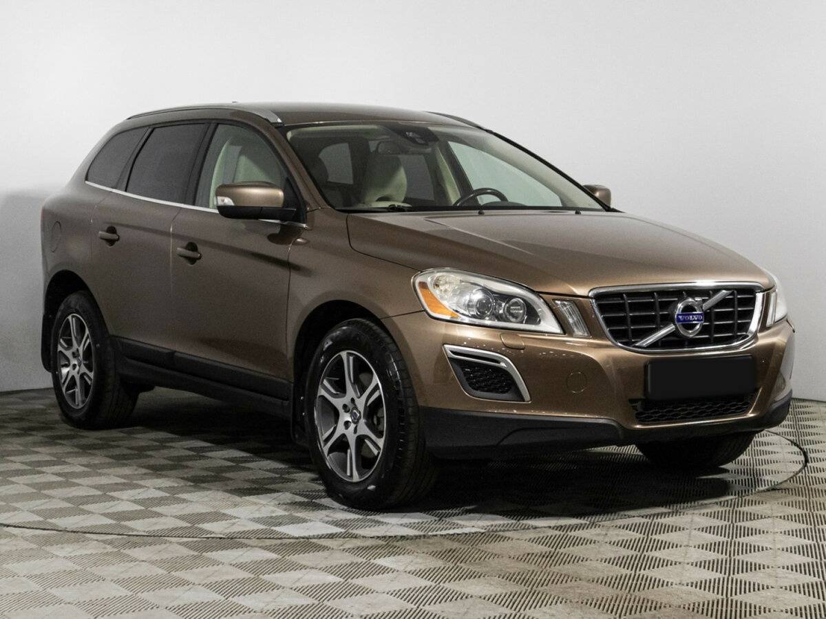 Volvo XC60 с пробегом — 2012 год. Фото: #2