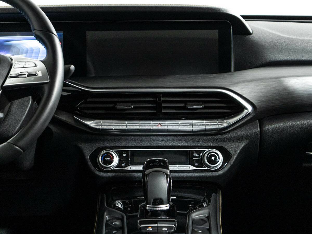 FAW Bestune T77 с пробегом — 2022 год. Фото: #13