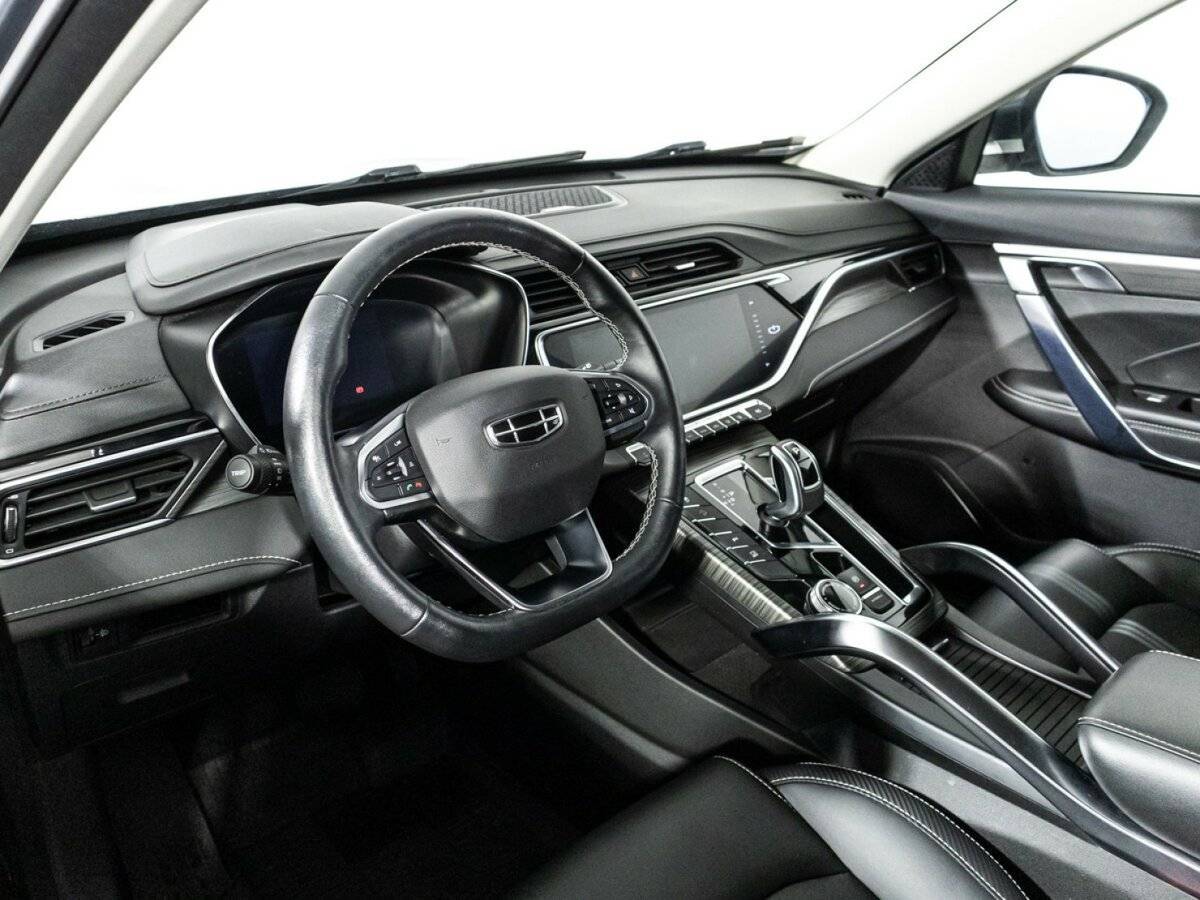 Geely Atlas Pro с пробегом — 2021 год. Фото: #10