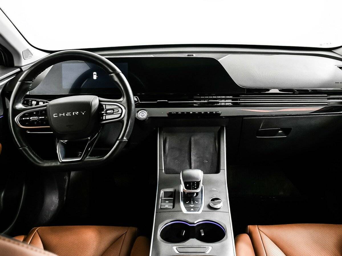 OMODA C5 с пробегом — 2022 год. Фото: #10