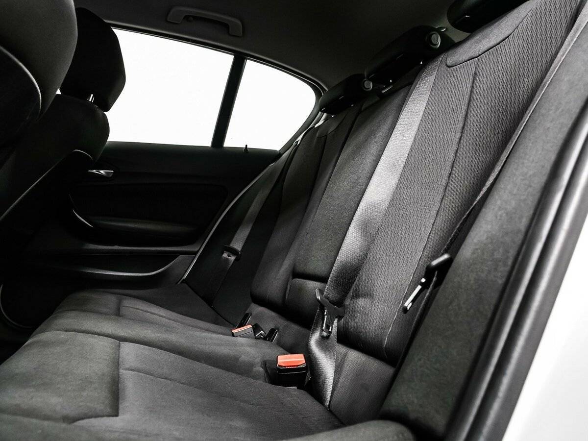 BMW 1 серии с пробегом — 2018 год. Фото: #11