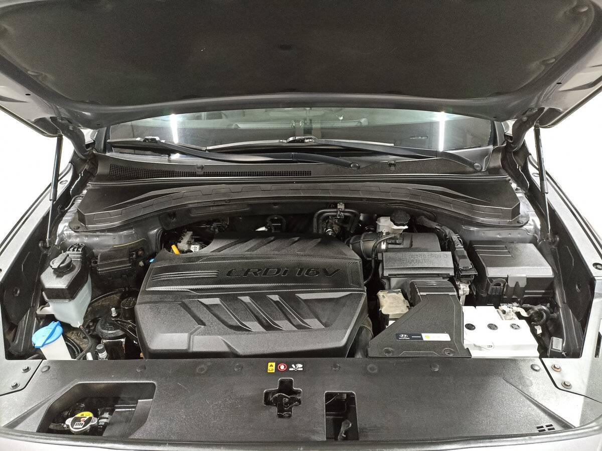 Hyundai Santa Fe с пробегом — 2019 год. Фото: #8