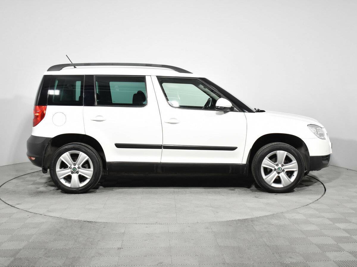 Skoda Yeti с пробегом — 2012 год. Фото: #3