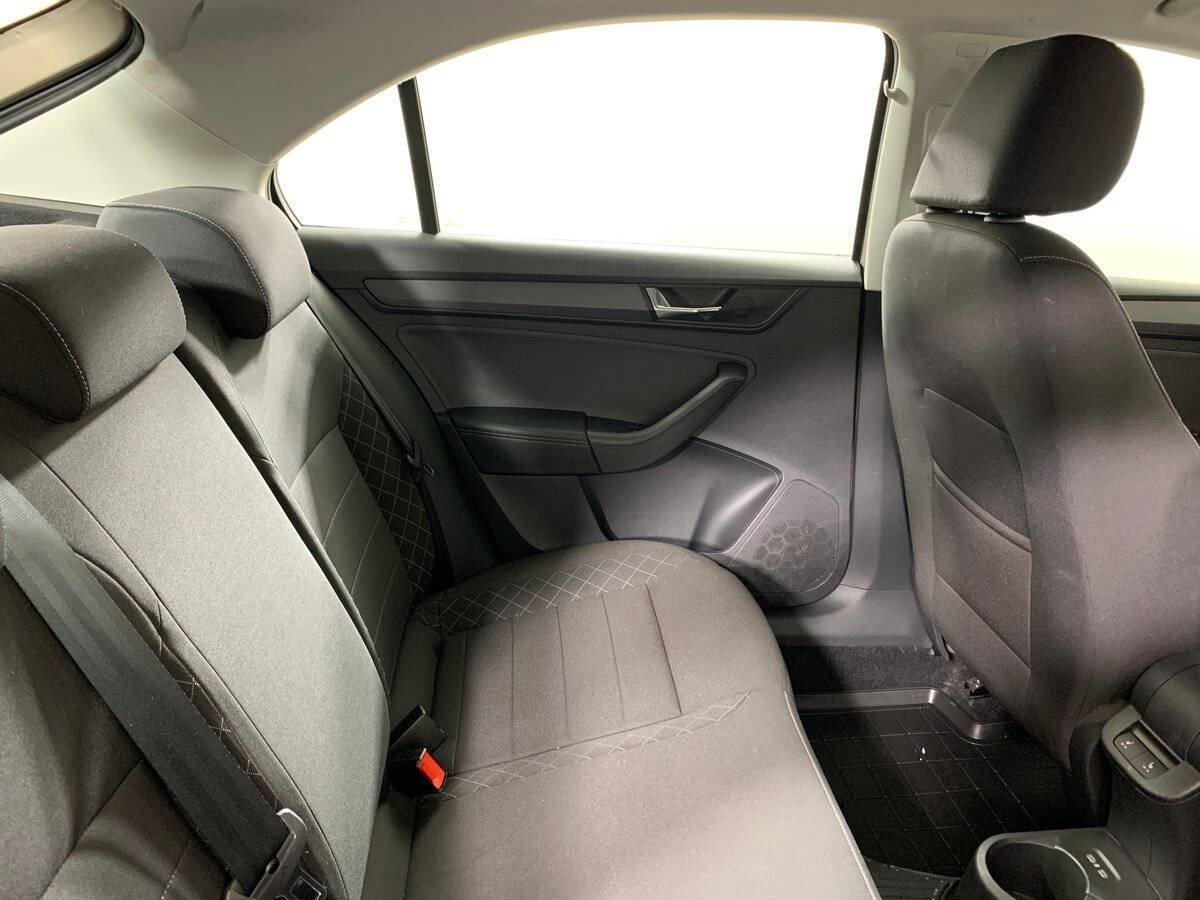 Skoda Rapid с пробегом — 2020 год. Фото: #16