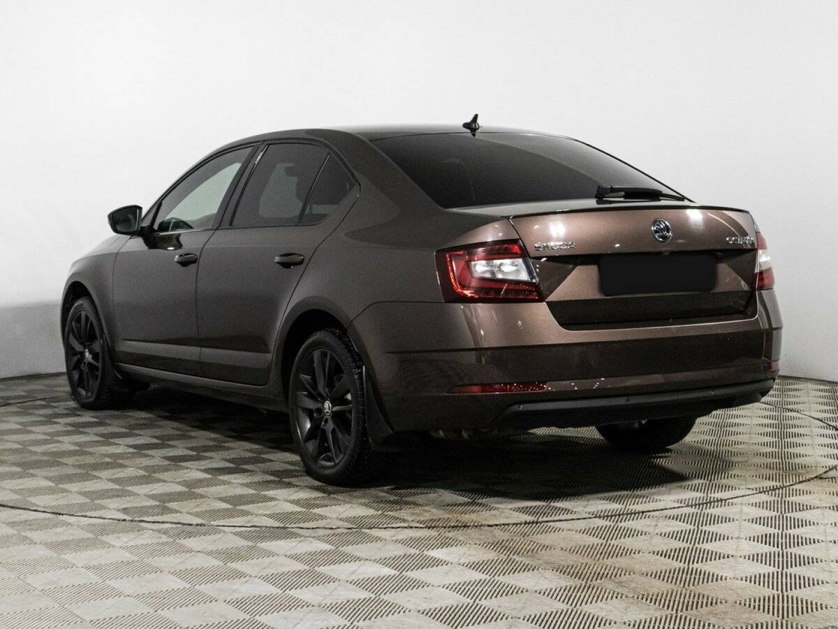 Skoda Octavia с пробегом — 2018 год. Фото: #6