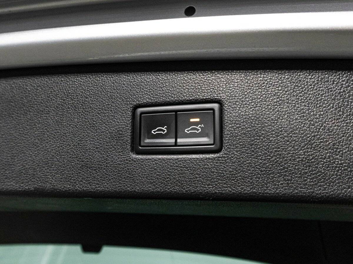 Volkswagen Tiguan с пробегом — 2018 год. Фото: #23