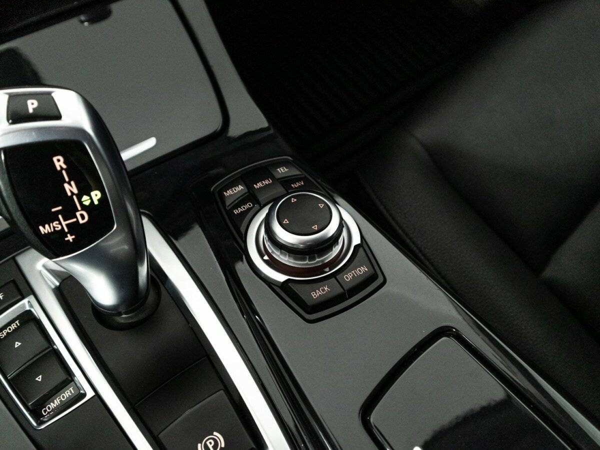 BMW 5 серии с пробегом — 2014 год. Фото: #17