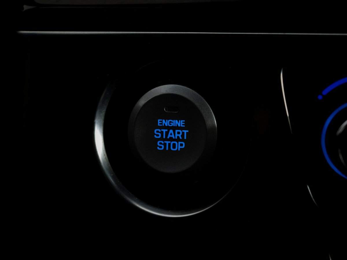 Hyundai Equus с пробегом — 2015 год. Фото: #16